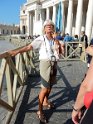 Vår guide utanför Peterskyrkan, Rom